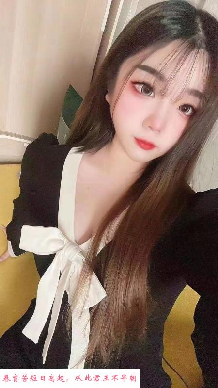 舌头会打转的妹子 第2张
