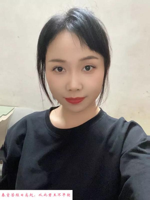 朝阳小妹压榨式口活 第1张
