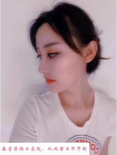 太原街美女 第1张