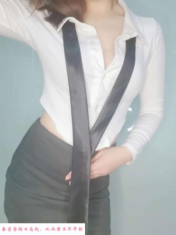 吴江巧遇OL制服 第4张