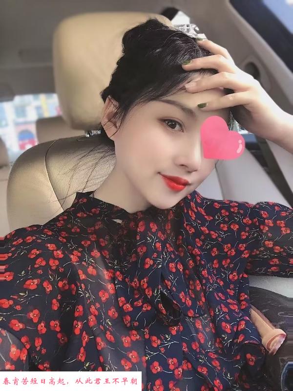 武汉循礼门颜值妹妹 第1张