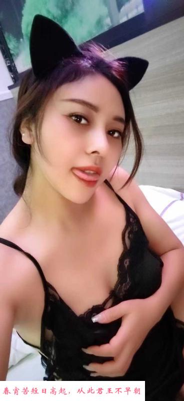 天河舌吻西双版纳美女 第3张