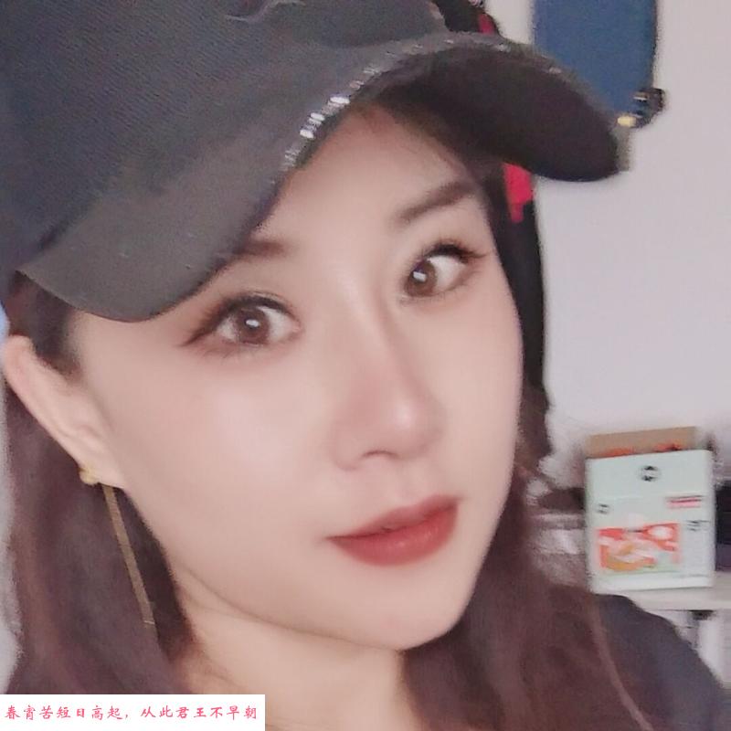 华山小区轻熟女 第1张