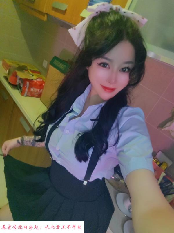 风骚小少妇 第1张