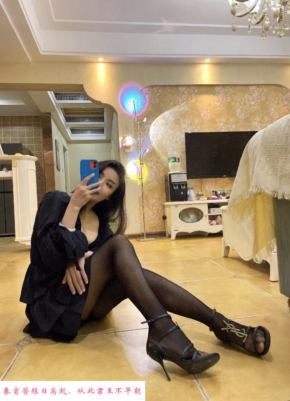 颜值身材爆表的少妇 第2张
