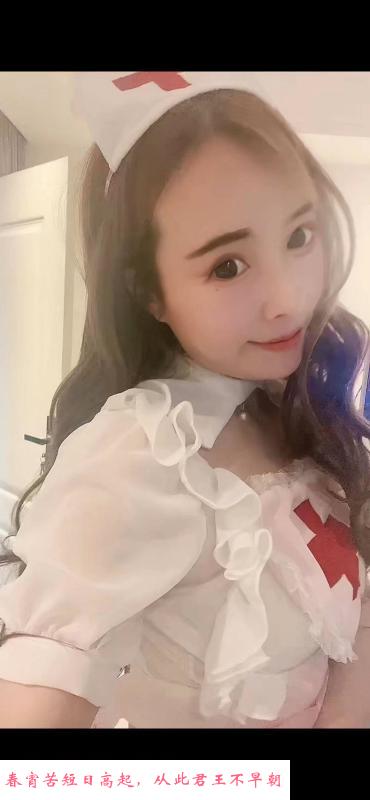 服装诱惑 第1张