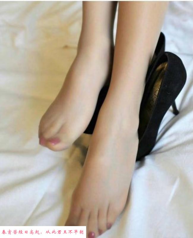 宋家庄熟女泄火 第1张