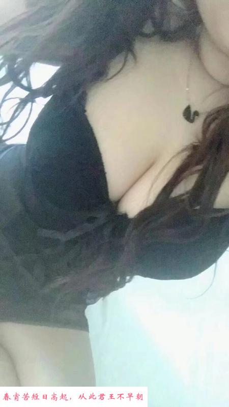 开发区胸大胖妹 第1张