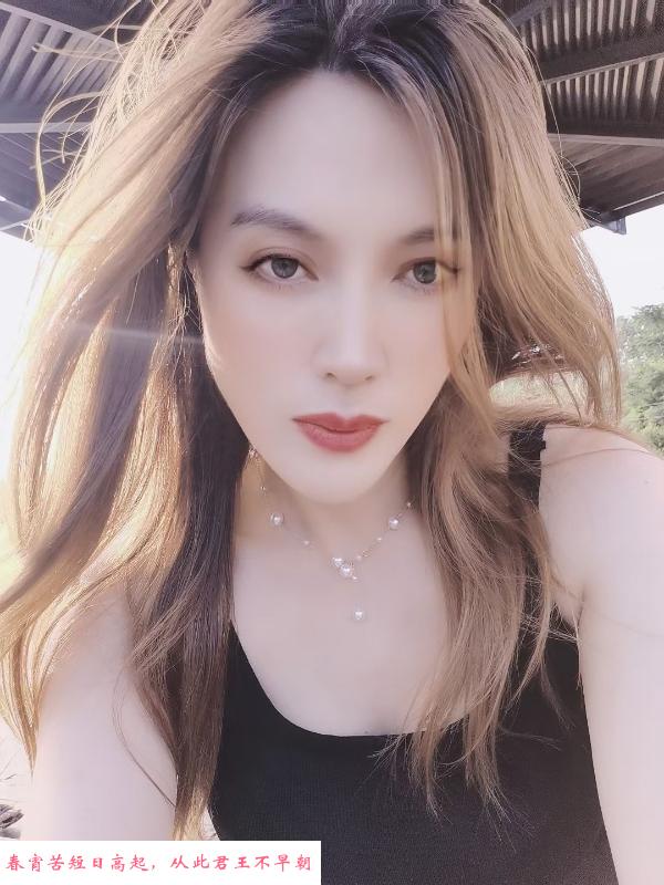 大连机场转机御姐 第1张