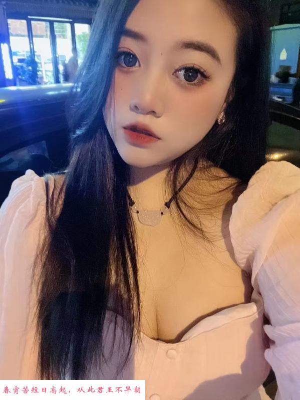 微胖型大奶丰臀骚货 第2张