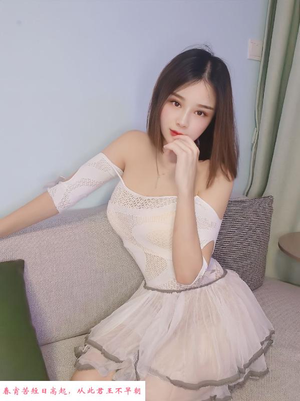服务细致的短发妹子 第2张