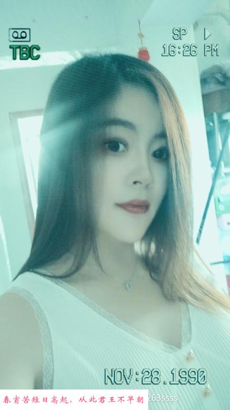 古地石可拍照舌吻骚女 第2张