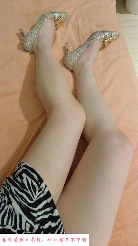 新街口风韵尤物 第1张