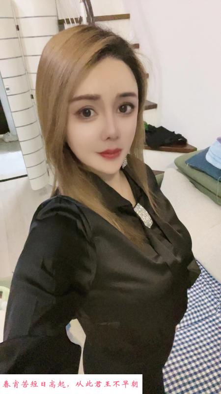 巨乳混血Gigi 第3张