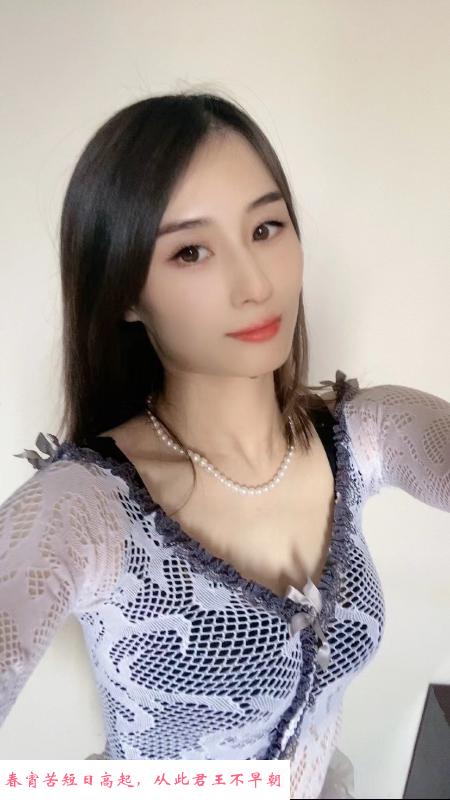 依依小姐姐 第2张