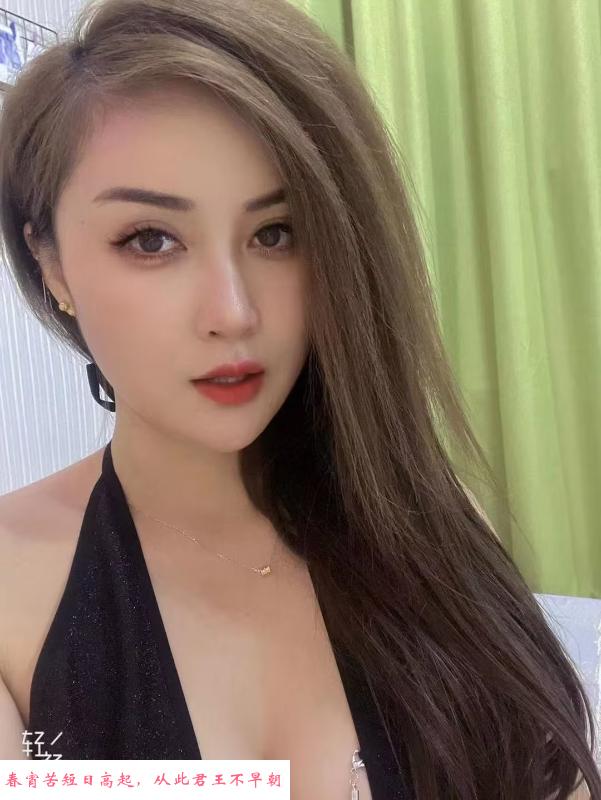 石门坎附近少妇 第2张