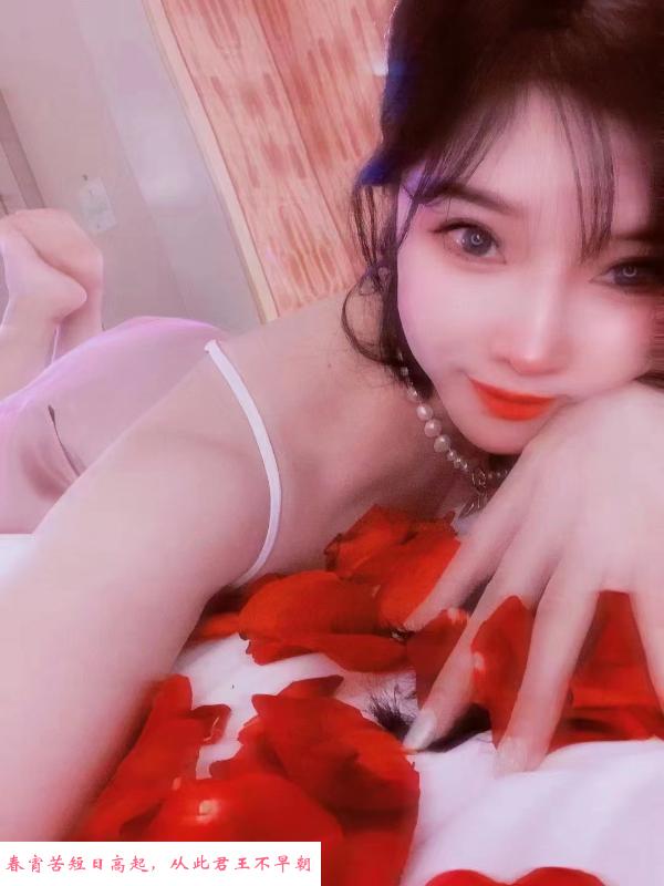 秦淮区的湖北软妹子 第2张