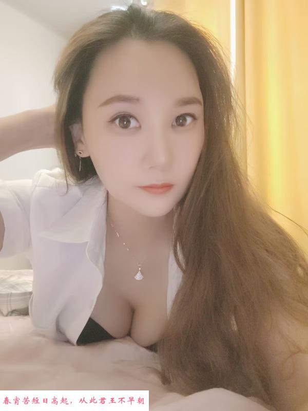 风韵护士姐姐 第2张