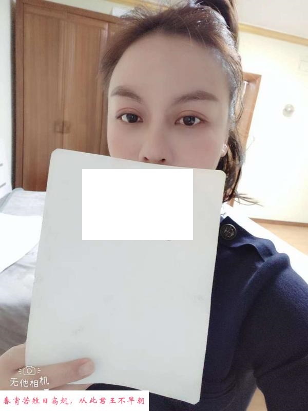 闸北舌吻妹 第1张