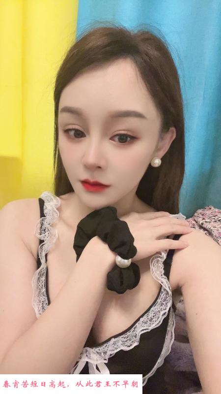 静安大胸 第1张