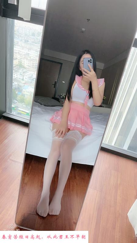 娇小妹妹可爱多 第1张