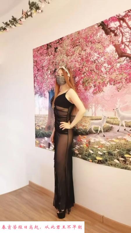 小美制服丝袜恨天高 第3张