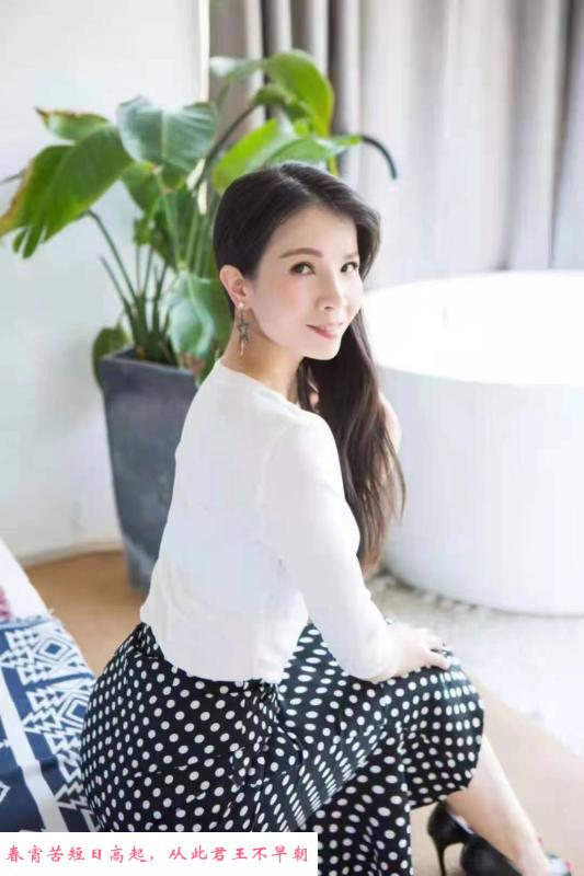 细腰大殿骚小小 第2张