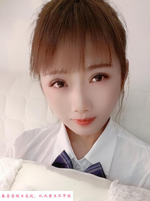 广州白丝短裙可可 第4张