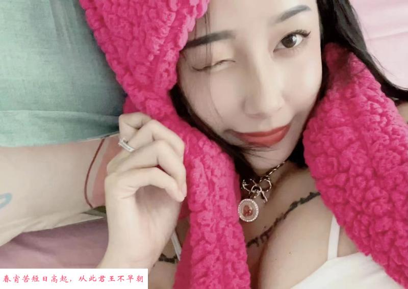 杭州水龙头一样的骚货 第1张