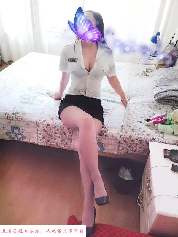 四方气质熟女 第3张