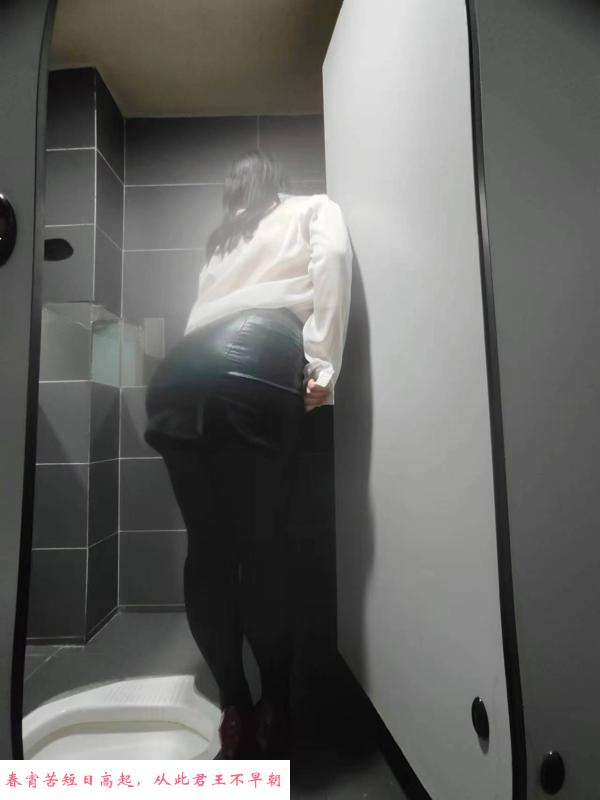 汉口大胸美女 第3张
