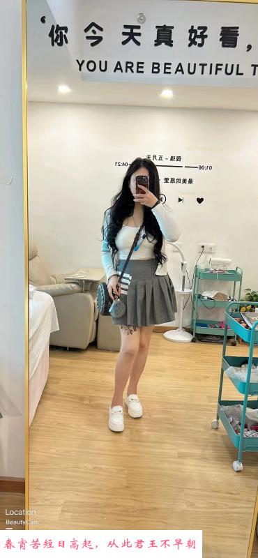 花臂骚妇Andy 第3张