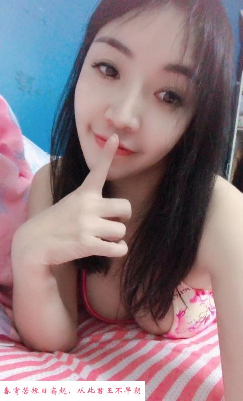 瑜伽小姐姐半夏 第1张