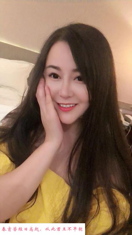 天心区长发气质少妇 第2张