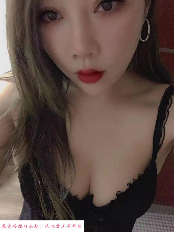 三通大奶骚女 第3张