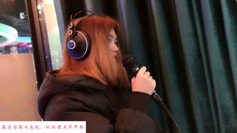 滨湖中项娇小的若若 第2张