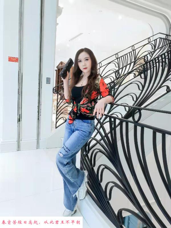 西乡塘女骑士 第1张