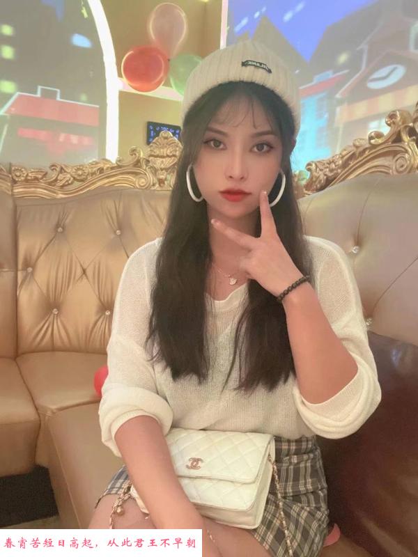 罗湖气质美女焱焱 第1张