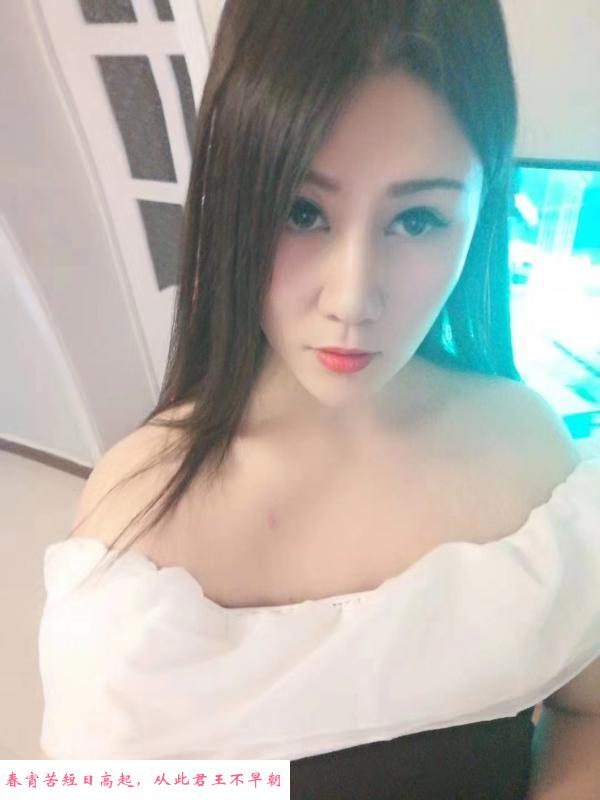 大长腿丝袜控美女曦曦 第2张
