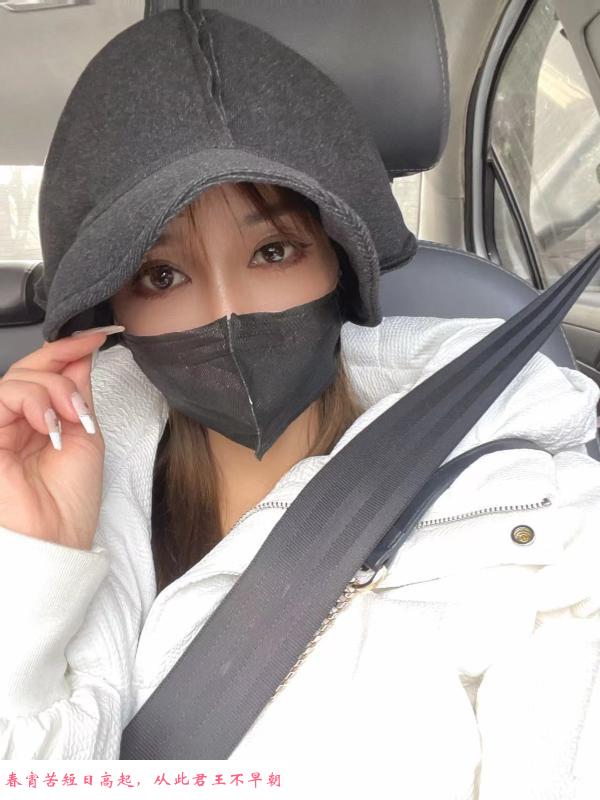 武侯大道萝莉妹子 第2张