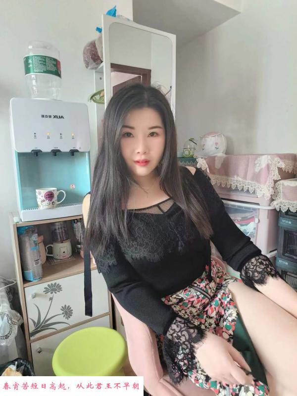 龙岗大芬月儿 第1张