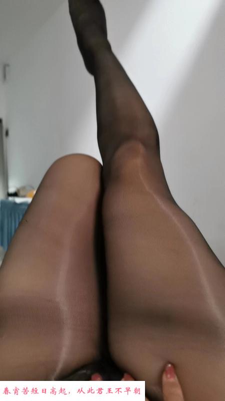 南山区风骚少妇 第2张