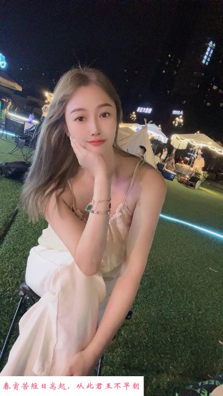 舒爽大熊女友感妹子 第1张