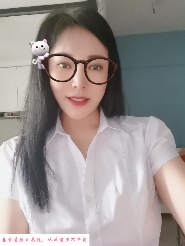 熟女中项 第1张