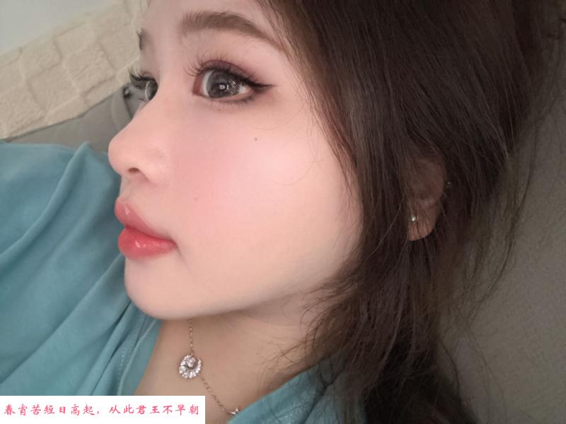 后湖嫩妹小甜甜 第1张