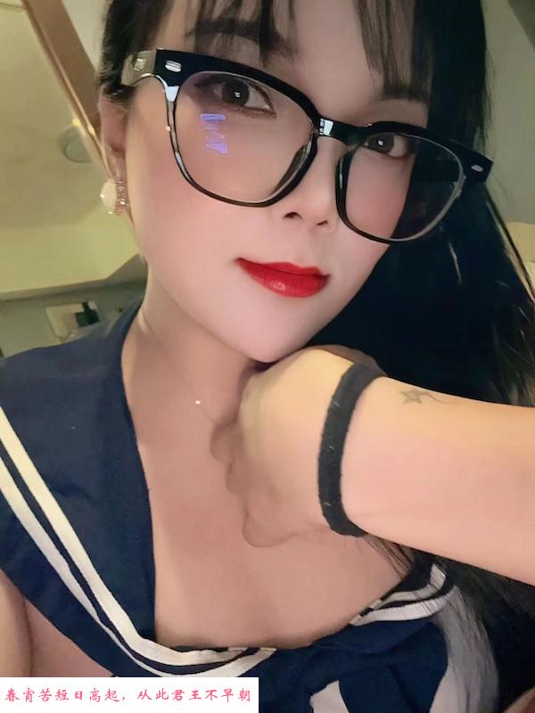罗湖骚姗姗3P 第2张