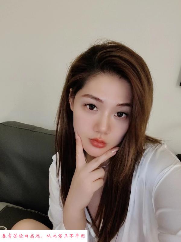 罗湖可可美乳女孩 第1张