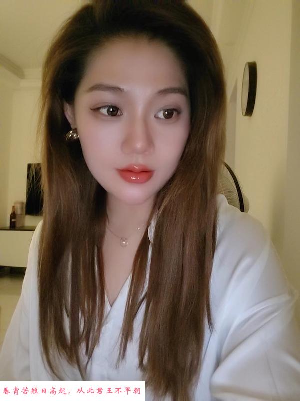 罗湖可可美乳女孩 第2张