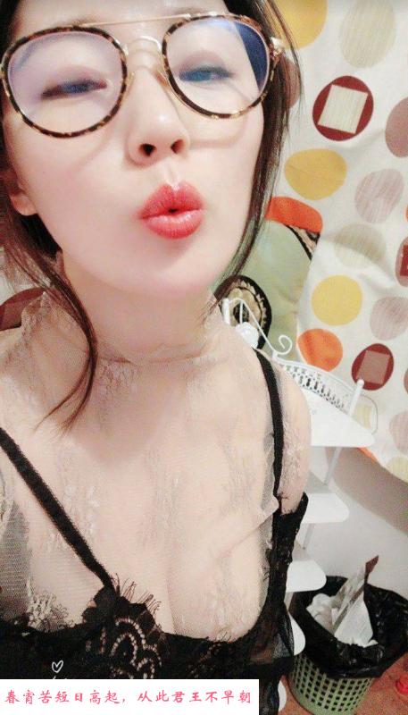 兼职瑜伽年轻少妇 第1张
