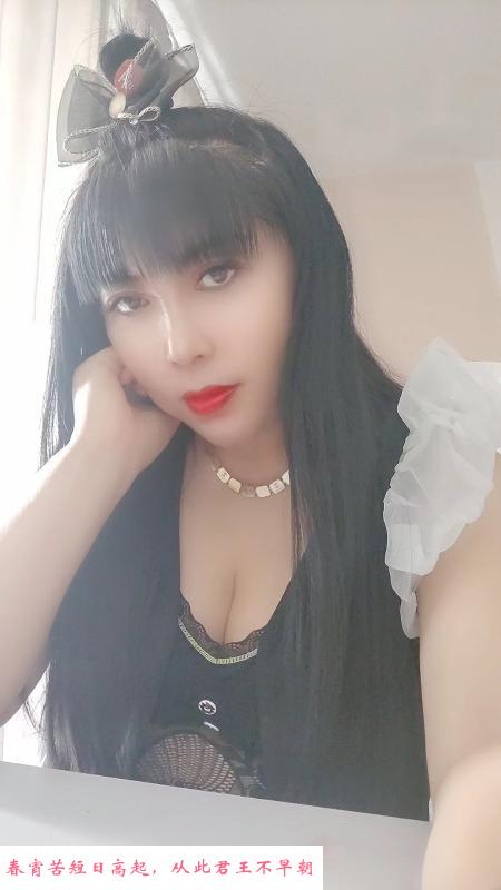油坊桥风骚女 第2张